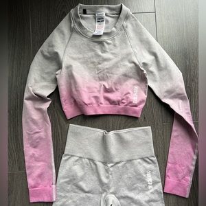 Gymshark adapt grey/pink crop top and legging set XS